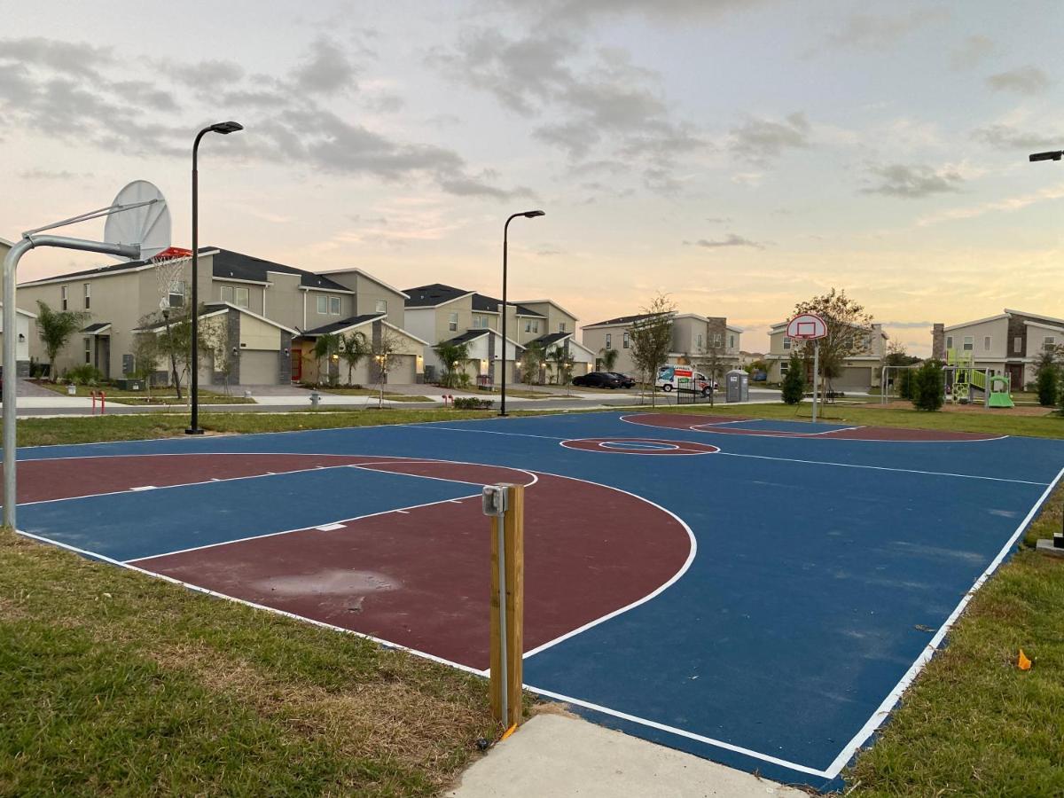 Family Home Located In A Luxurious Resort Kissimmee Exteriör bild